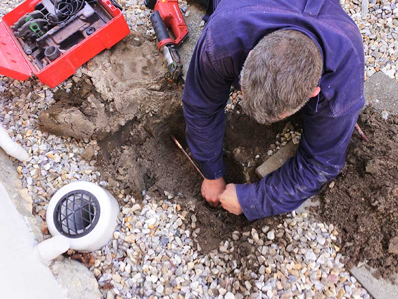 Pipe Relining for Livingston Homeowners: A No-Dig Solution for Damaged Pipes