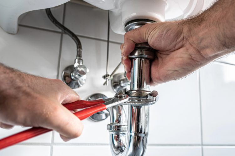 Can A Clogged Drain Cause A Leak? Understanding The Risks