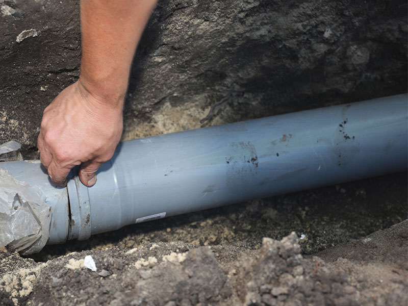 Sewer Line Clogs vs. Sewer Line Damage: How to Tell the Difference