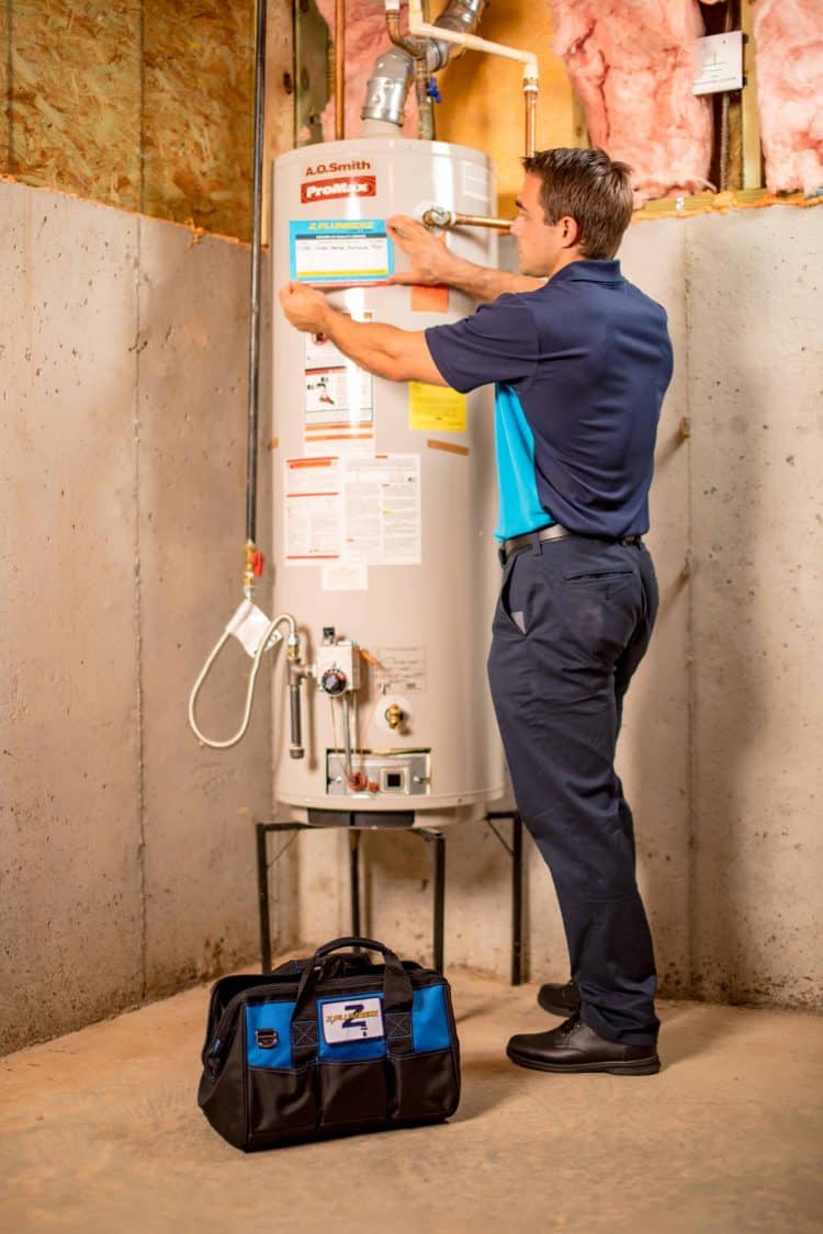 Z PLUMBERZ plumber fixing hot water heater